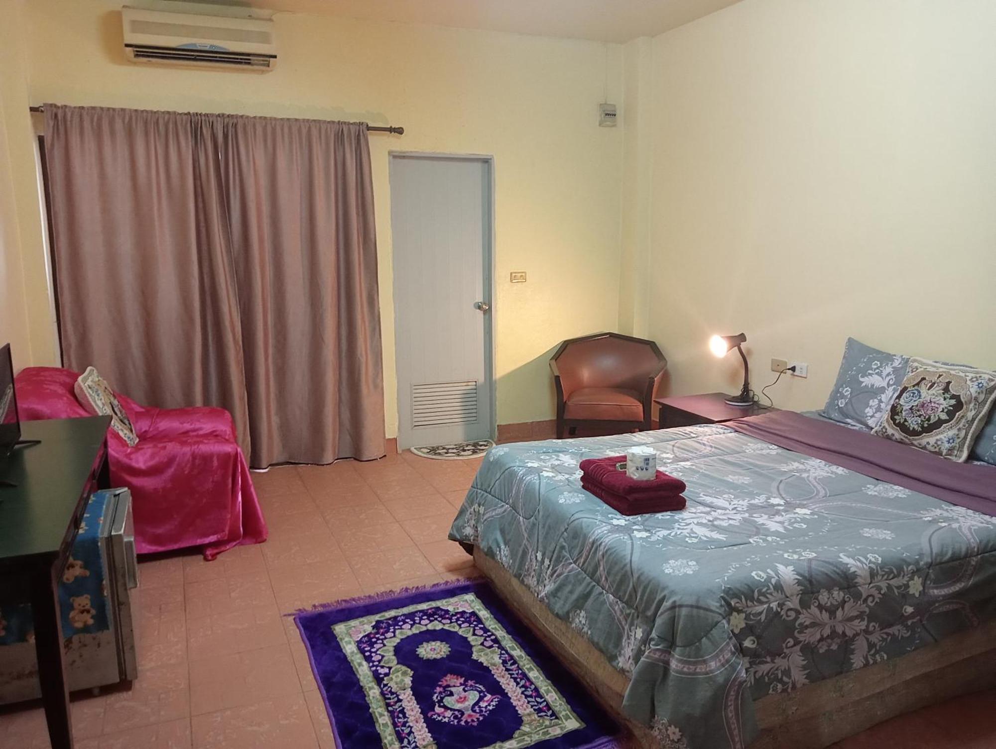 Anmol Hotel Thai Smile Group Pattaya Bagian luar foto